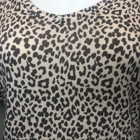 American Eagle Outfitters Cheetah Print Tshirt Size Medium - Picture 4 of 9